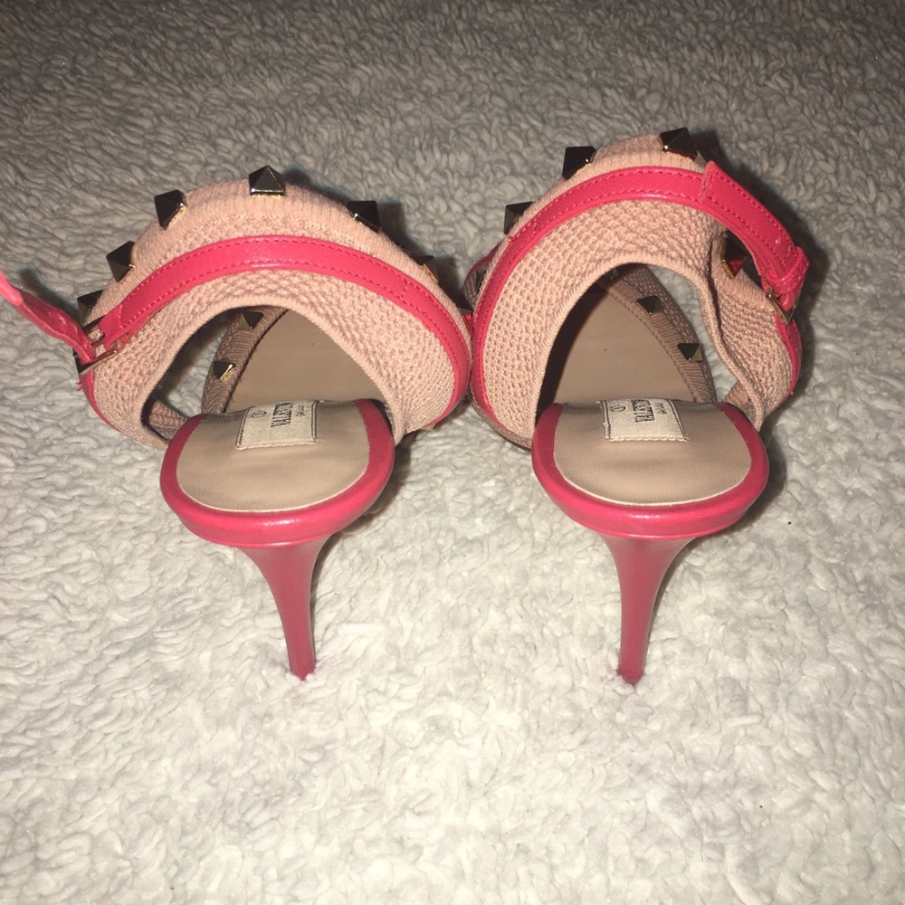 Valentino - Picture 4 of 13